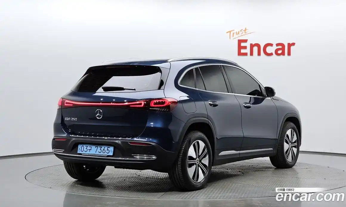 Mercedes-Benz EQA 2022 0.2 Автомат в Москве № 224420, фото 20