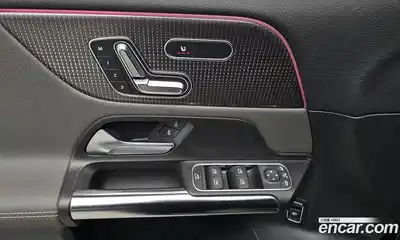 Mercedes-Benz EQA 2022 0.2 Автомат в Москве № 224420, миниатюра 4