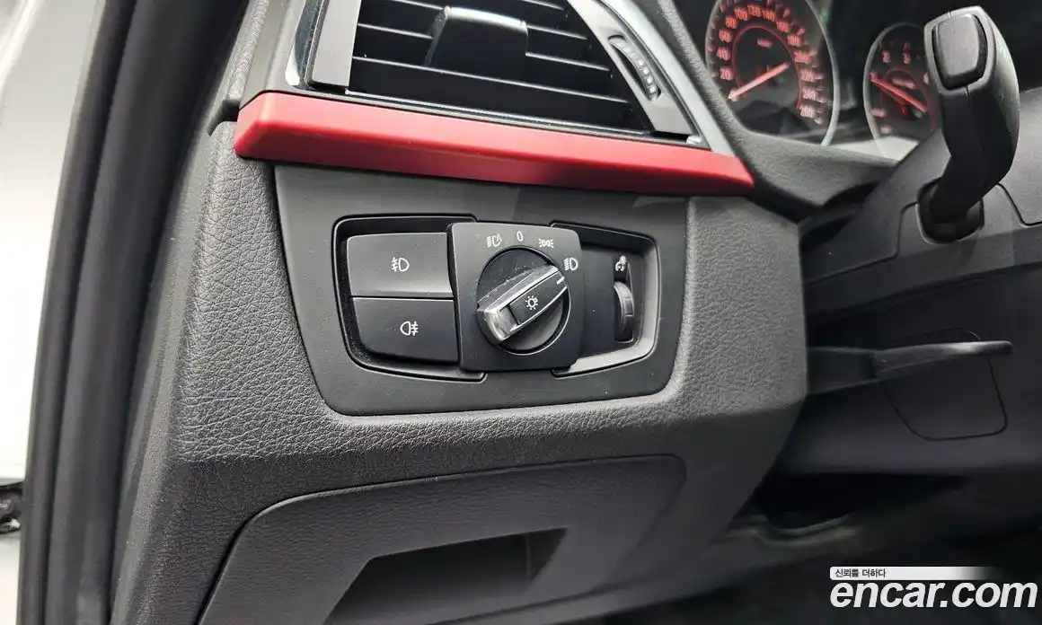 BMW 3-Series 2015 2.0 Автомат в Москве № 229245, фото 13