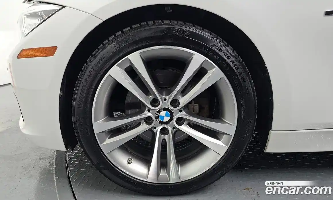 BMW 3-Series 2015 2.0 Автомат в Москве № 229245, фото 4