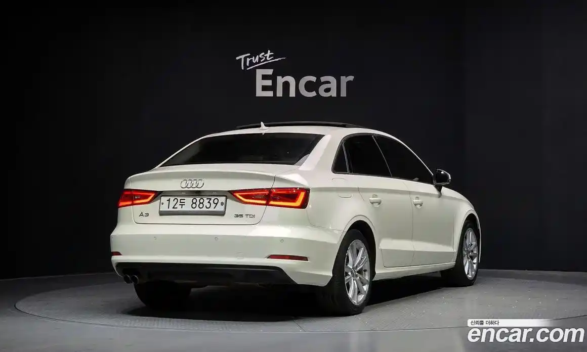 Audi A3 2015 2.0 Автомат в Москве № 229395, фото 14