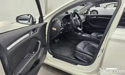 Audi A3 2015 2.0 Автомат в Москве № 229395, миниатюра 7