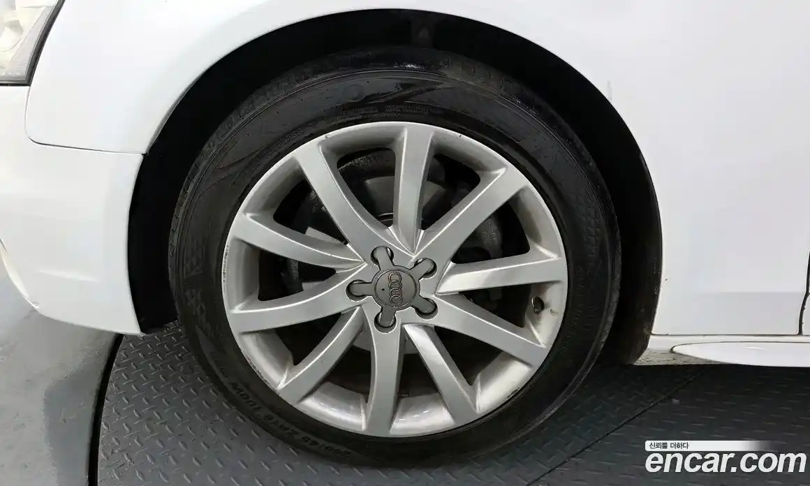 Audi A4 2015 2.0 Автомат в Москве № 229830, фото 14