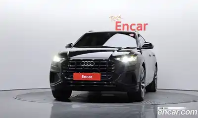 Audi Q8 2022 3.0 Автомат в Москве № 229862, миниатюра 3
