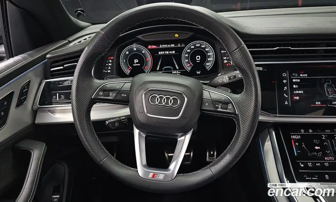 Audi Q8 2022 3.0 Автомат в Москве № 229862, фото 4