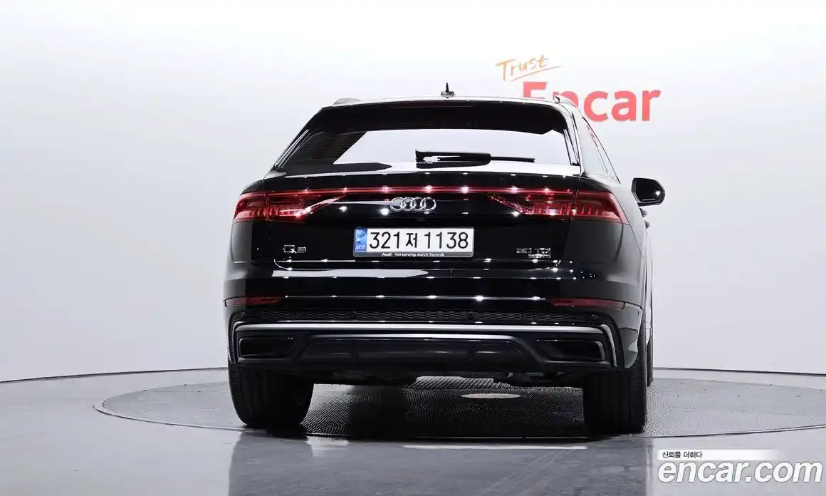 Audi Q8 2022 3.0 Автомат в Москве № 229862, фото 6