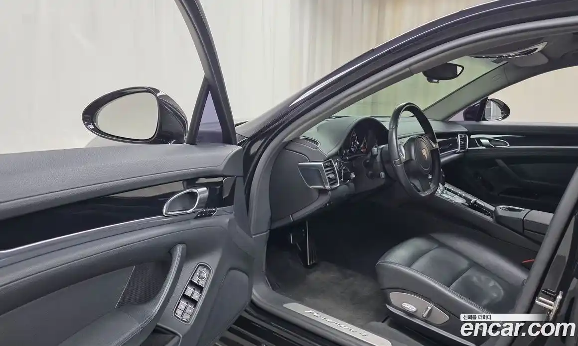 Porsche Panamera 2011 3.6 Автомат в Москве № 230989, фото 16