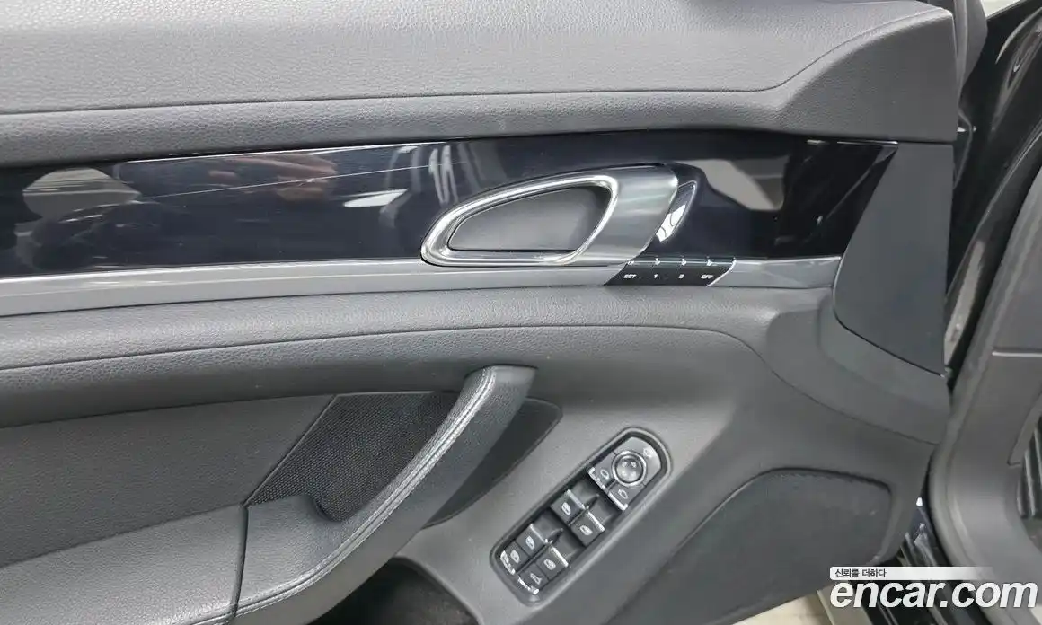 Porsche Panamera 2011 3.6 Автомат в Москве № 230989, фото 9