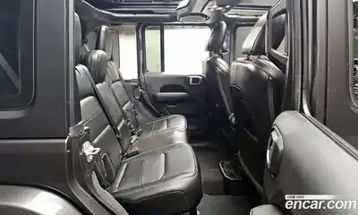 Jeep Wrangler 2021 2.0 Автомат в Москве № 232699, миниатюра 6