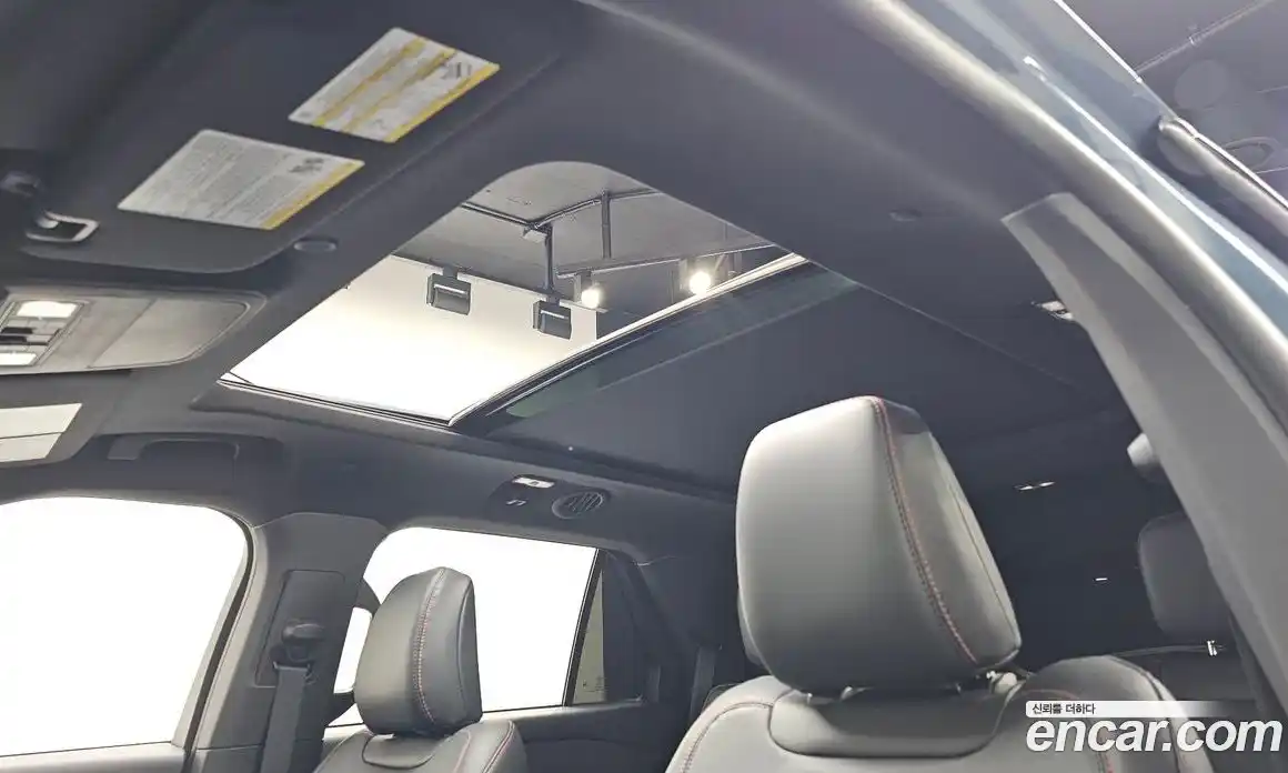 Ford Explorer 2025 2.3 Автомат в Москве № 233007, фото 19