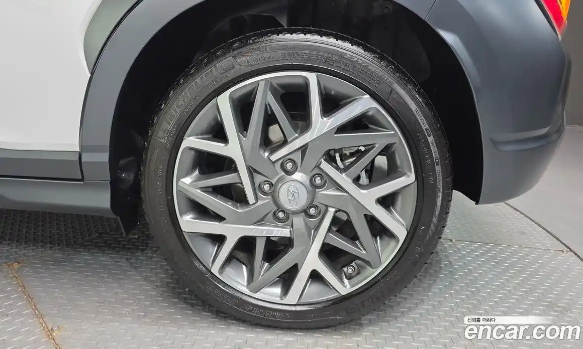 Hyundai Kona 2022 1.6 Автомат в Москве № 2381, фото 17