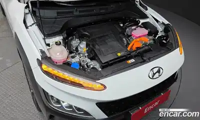 Hyundai Kona 2022 1.6 Автомат в Москве № 2381, миниатюра 5