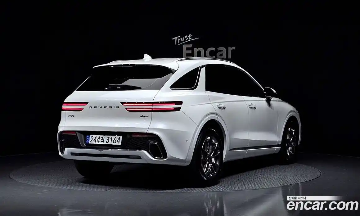 Genesis GV70 2024 2.5 Автомат в Москве № 24422, фото 16