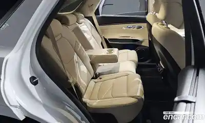 Genesis GV70 2024 2.5 Автомат в Москве № 24422, миниатюра 2