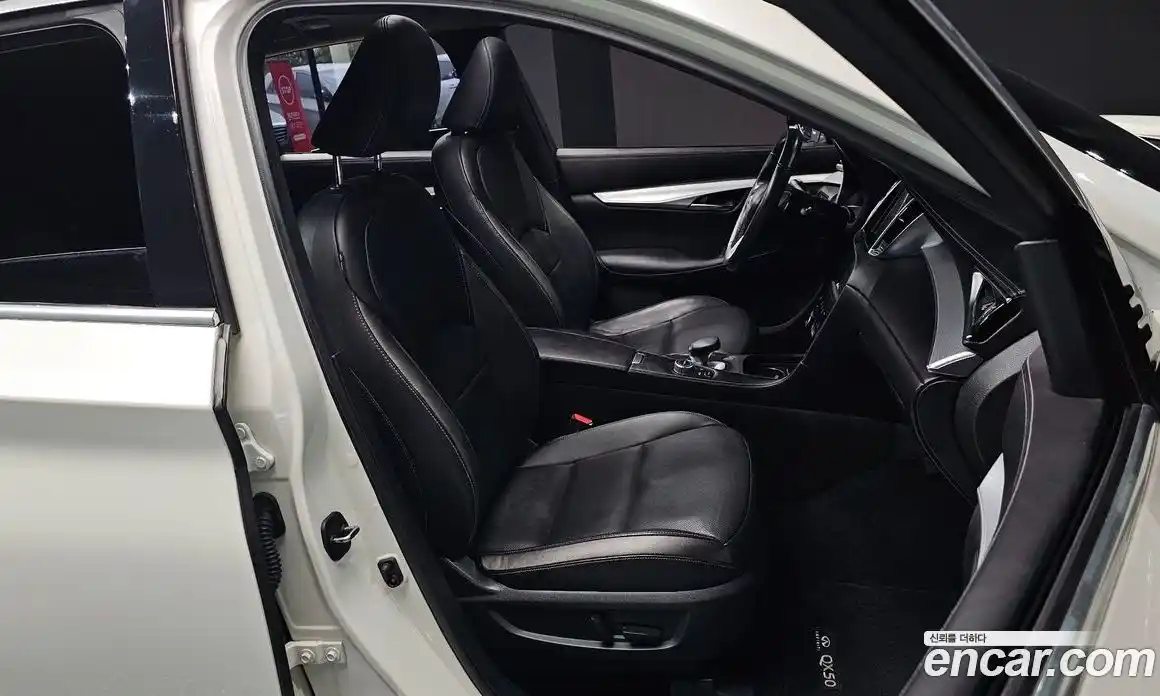 Infiniti QX50 2019 2.0 Автомат в Москве № 244808, фото 9