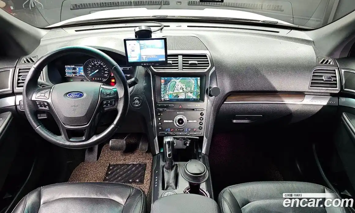 Ford Explorer 2017 2.3 Автомат в Москве № 255558, фото 5