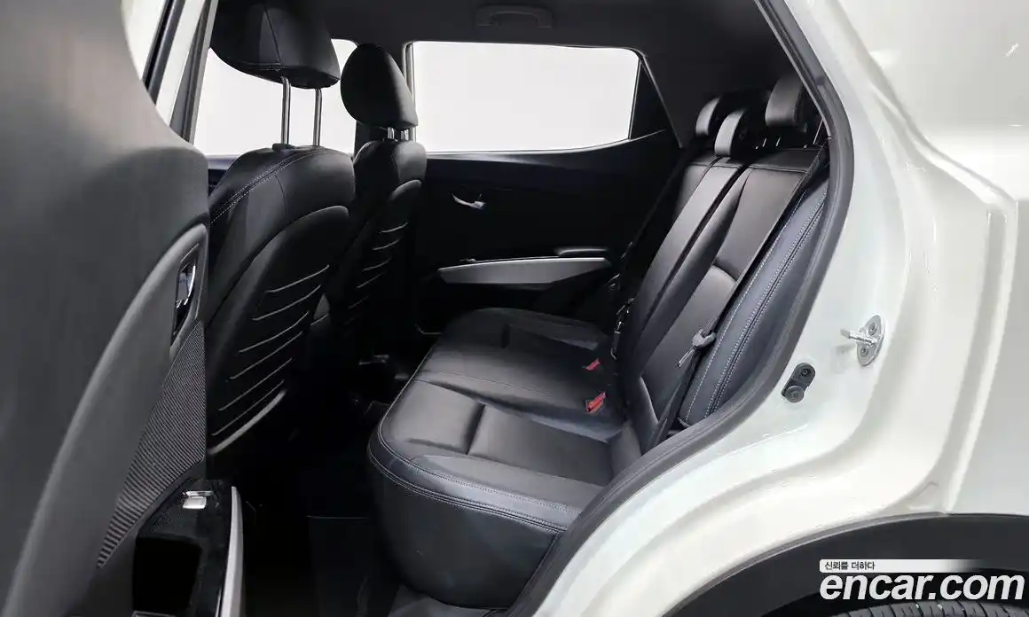 SsangYong TIBOLI 2016 1.6 Автомат в Москве № 25918, фото 14