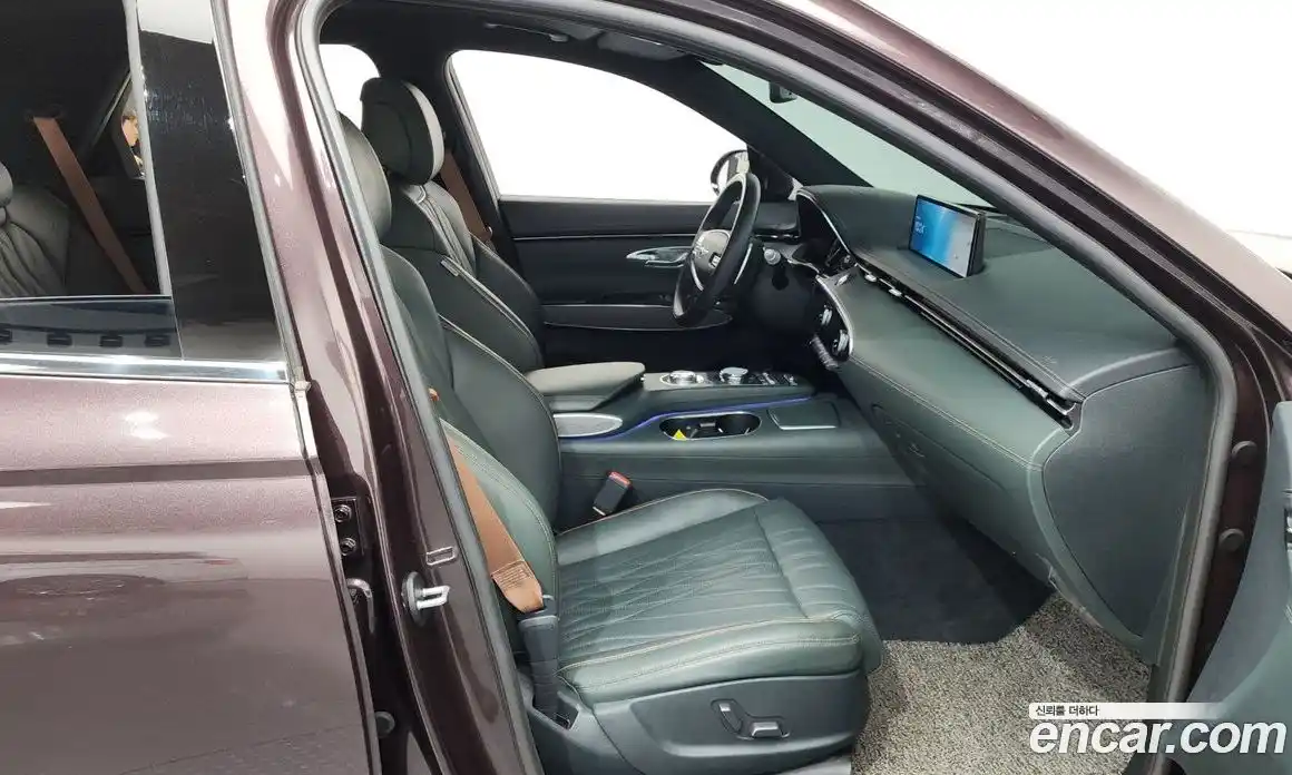 Genesis GV70 2021 2.2 Автомат в Москве № 26658, фото 6