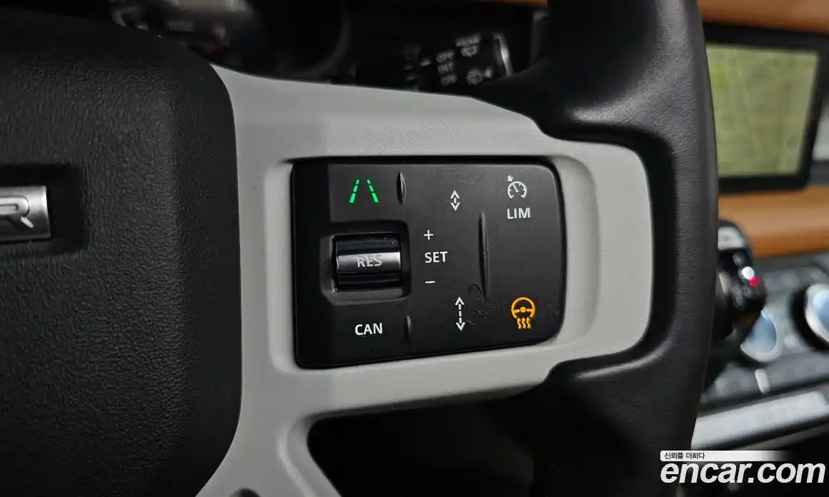 Land Rover Defender 2024 2.0 Автомат в Москве № 271167, фото 20