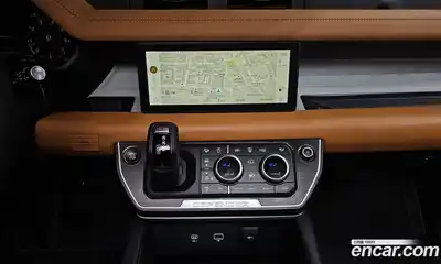 Land Rover Defender 2024 2.0 Автомат в Москве № 271167, миниатюра 8