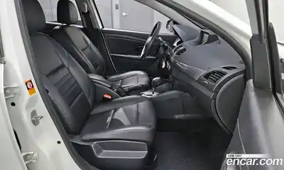 Renault SM3 2017 1.6 Автомат в Москве № 274744, миниатюра 11