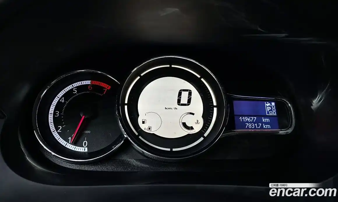 Renault SM3 2017 1.6 Автомат в Москве № 274744, фото 15