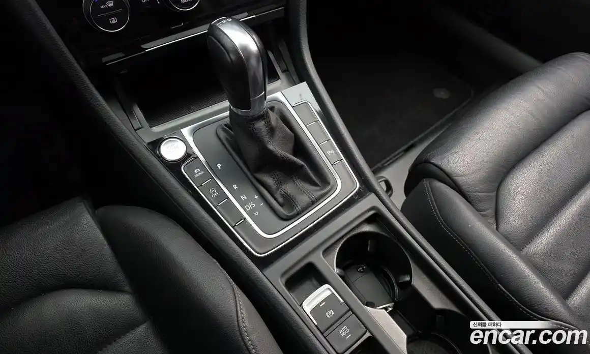 Volkswagen Golf 2016 2.0 Автомат в Москве № 277529, фото 16