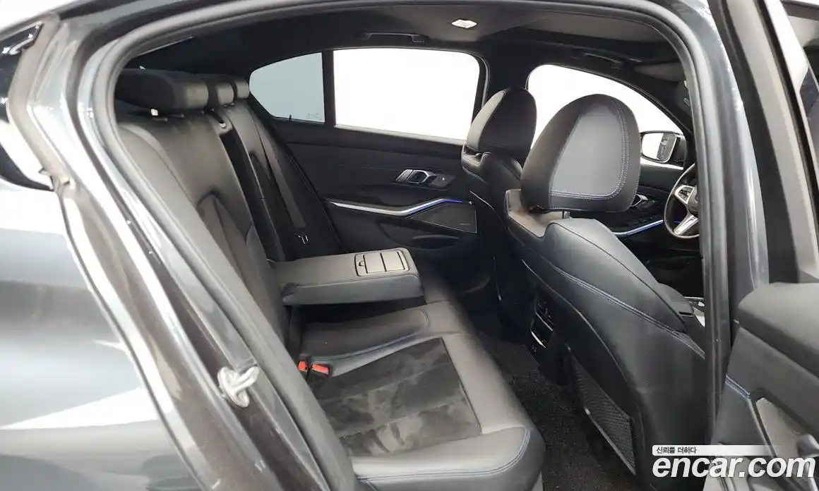 BMW 3-Series 2021 2.0 Автомат в Москве № 280236, фото 16