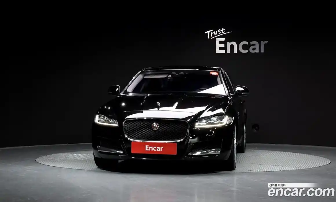 Jaguar XF 2019 2.0 Автомат в Москве № 283813, фото 15