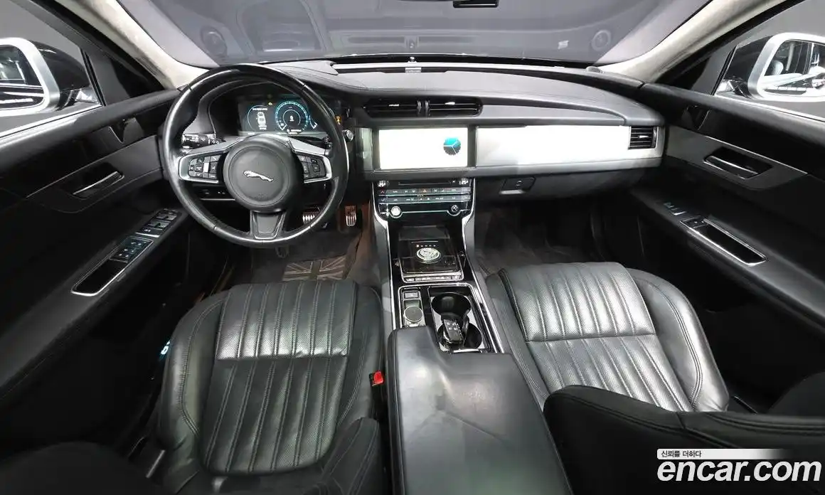 Jaguar XF 2019 2.0 Автомат в Москве № 283813, фото 17