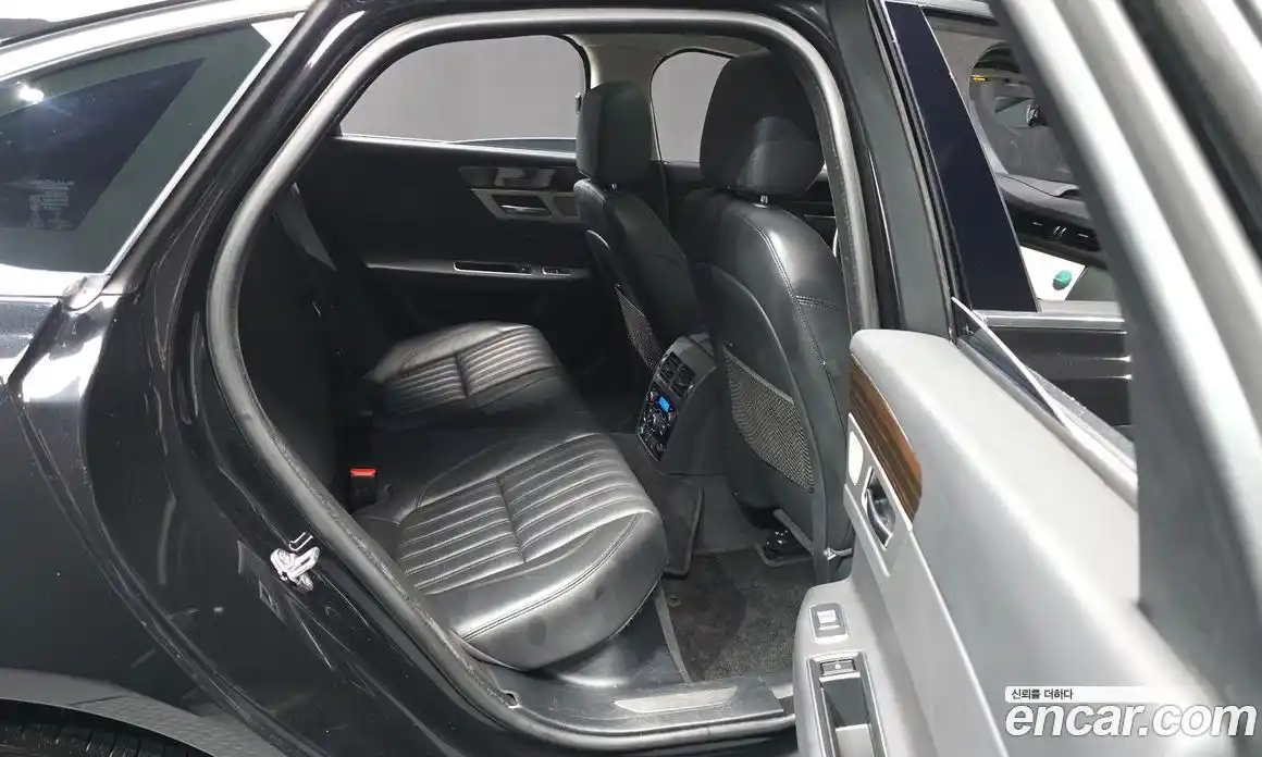 Jaguar XF 2019 2.0 Автомат в Москве № 283813, фото 7