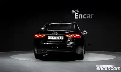 Jaguar XF 2019 2.0 Автомат в Москве № 283813, миниатюра 10