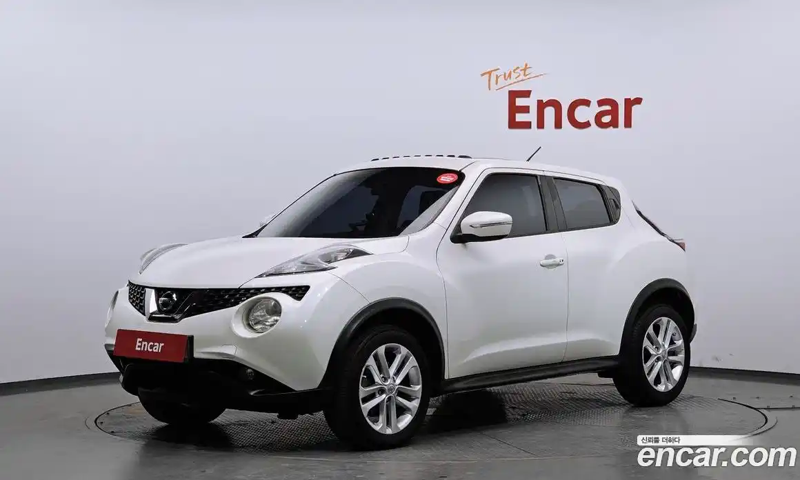 Nissan Juke 2016 1.6 Автомат в Москве № 285020, фото 16