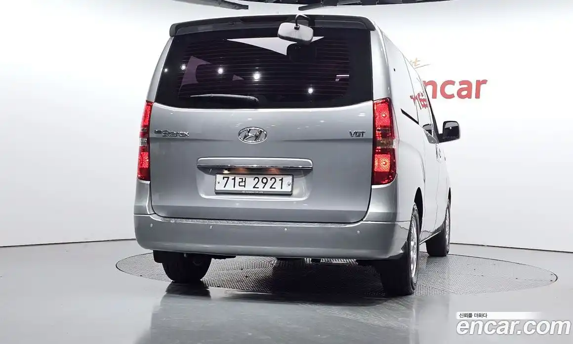 Hyundai Starex 2016 2.5 Автомат в Москве № 2884, фото 19