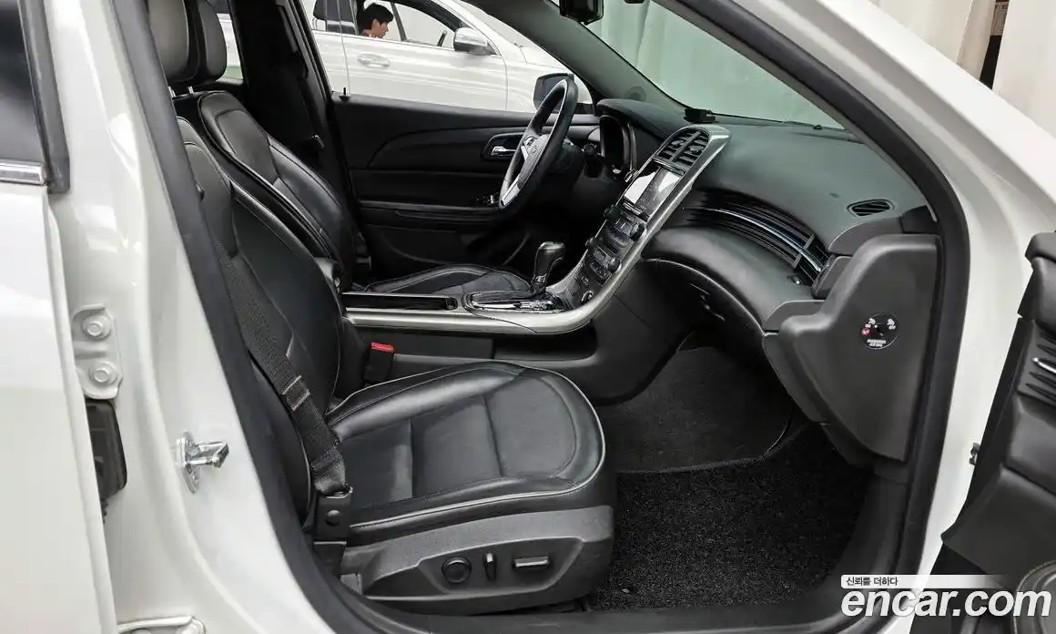 Chevrolet Malibu 2013 2.0 Автомат в Москве № 297816, фото 11