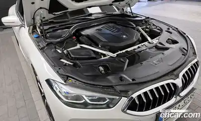 BMW 8-Series, 2022