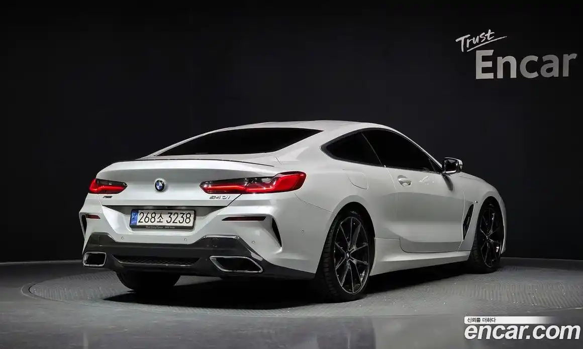 BMW 8-Series 2022 3.0 Автомат в Москве № 303661, фото 3