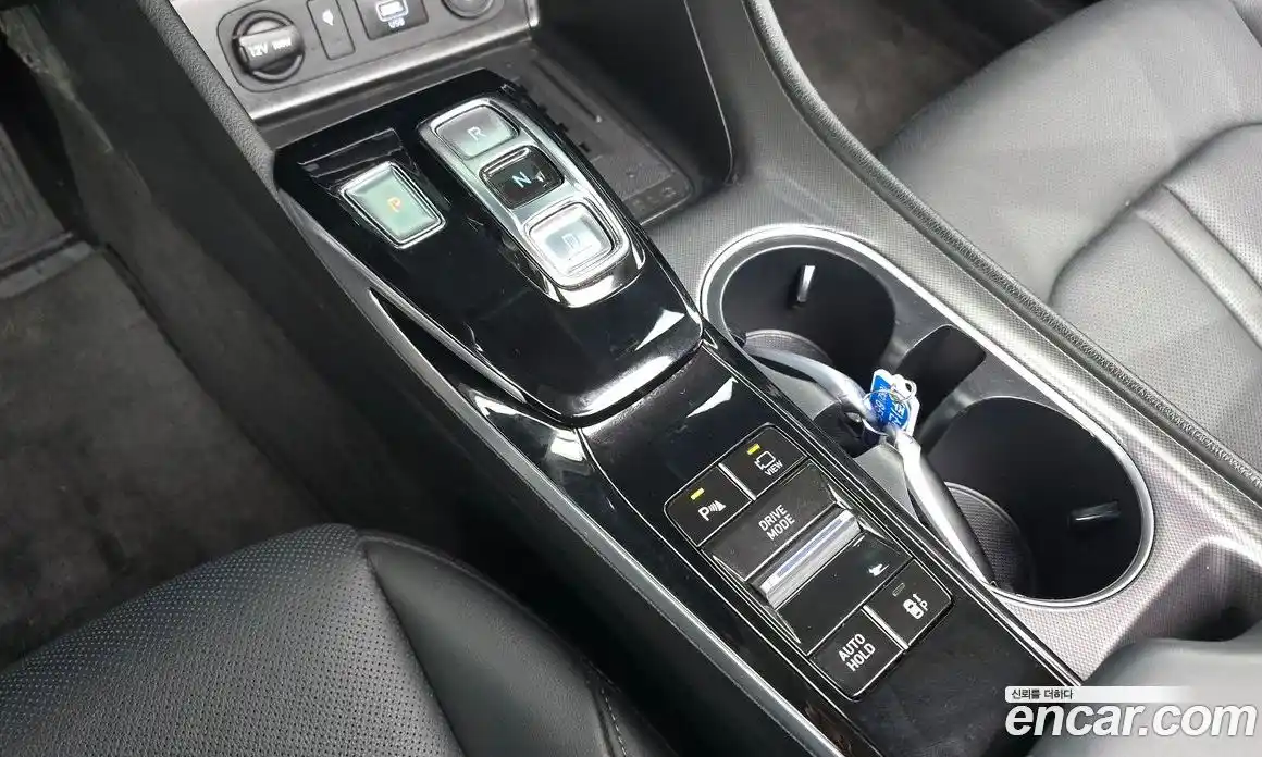 Hyundai Sonata 2023 2.0 Автомат в Москве № 303726, фото 14