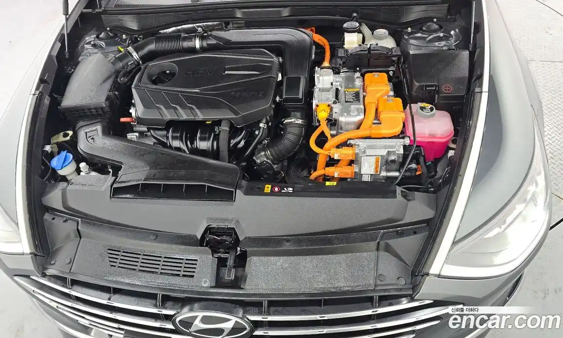 Hyundai Sonata 2023 2.0 Автомат в Москве № 303726, фото 18