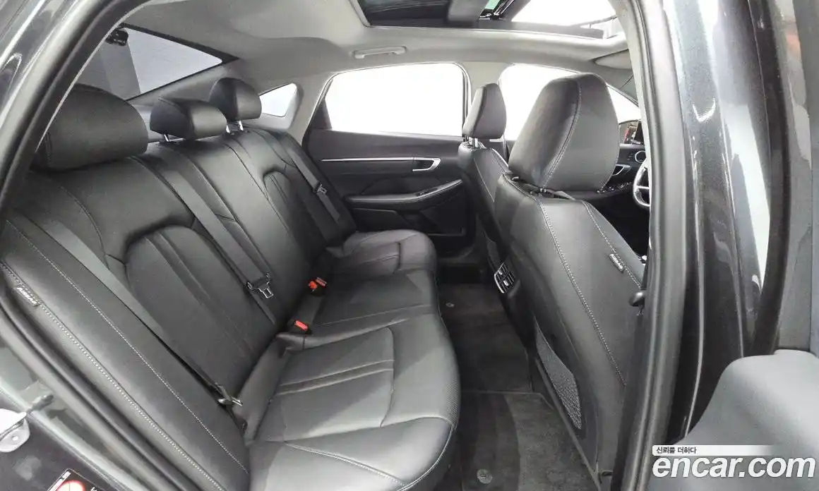 Hyundai Sonata 2023 2.0 Автомат в Москве № 303726, фото 4