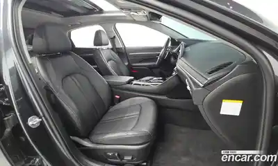 Hyundai Sonata 2023 2.0 Автомат в Москве № 303726, миниатюра 10