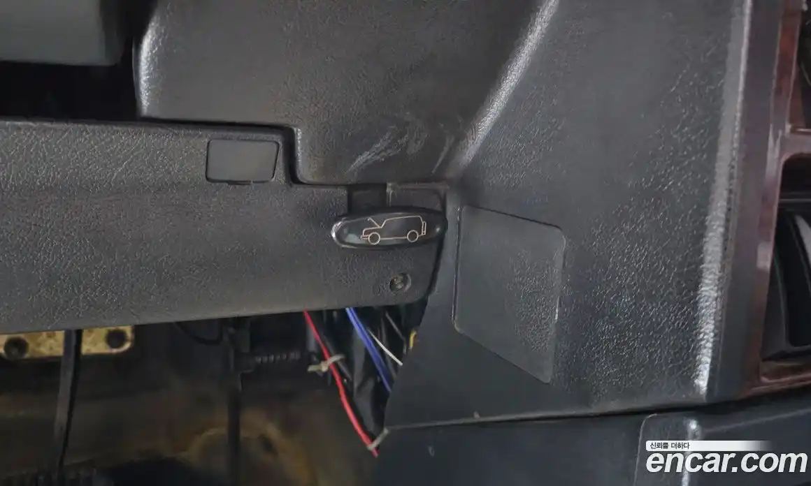 SsangYong Korando 1994 2.2 Механическая в Москве № 30817, фото 11