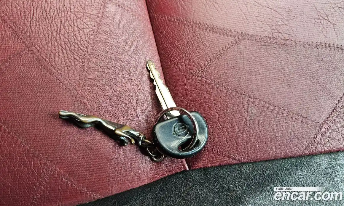 SsangYong Korando 1994 2.2 Механическая в Москве № 30817, фото 13