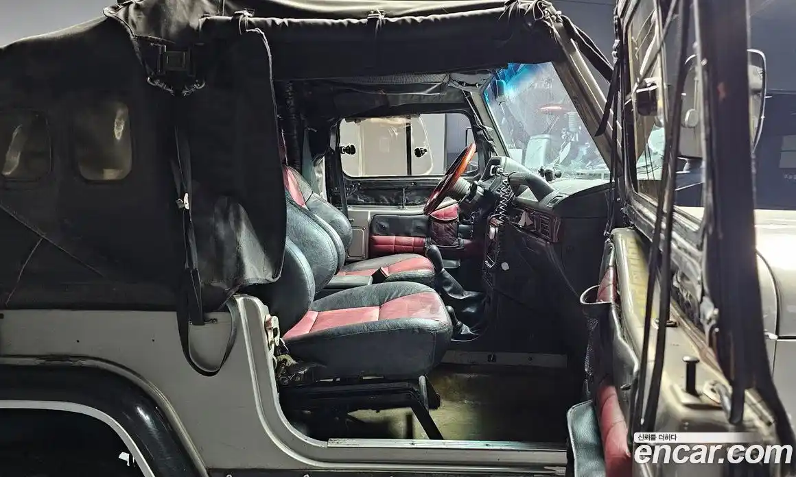 SsangYong Korando 1994 2.2 Механическая в Москве № 30817, фото 18