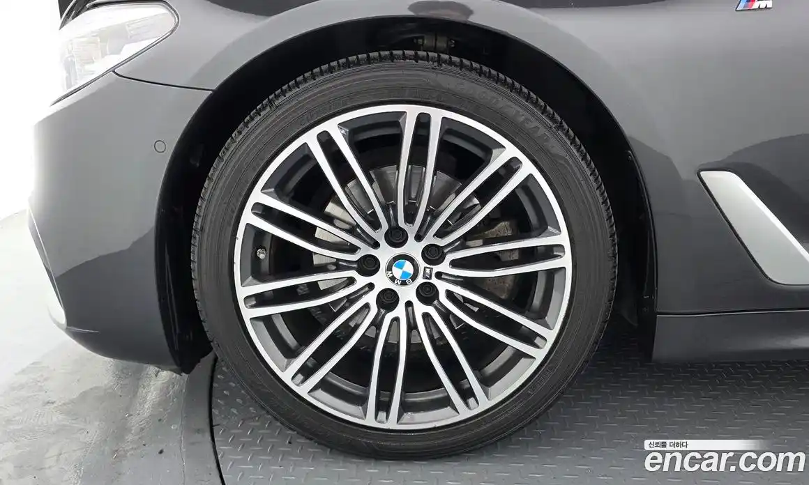 BMW 5-Series 2020 2.0 Автомат в Москве № 319939, фото 19