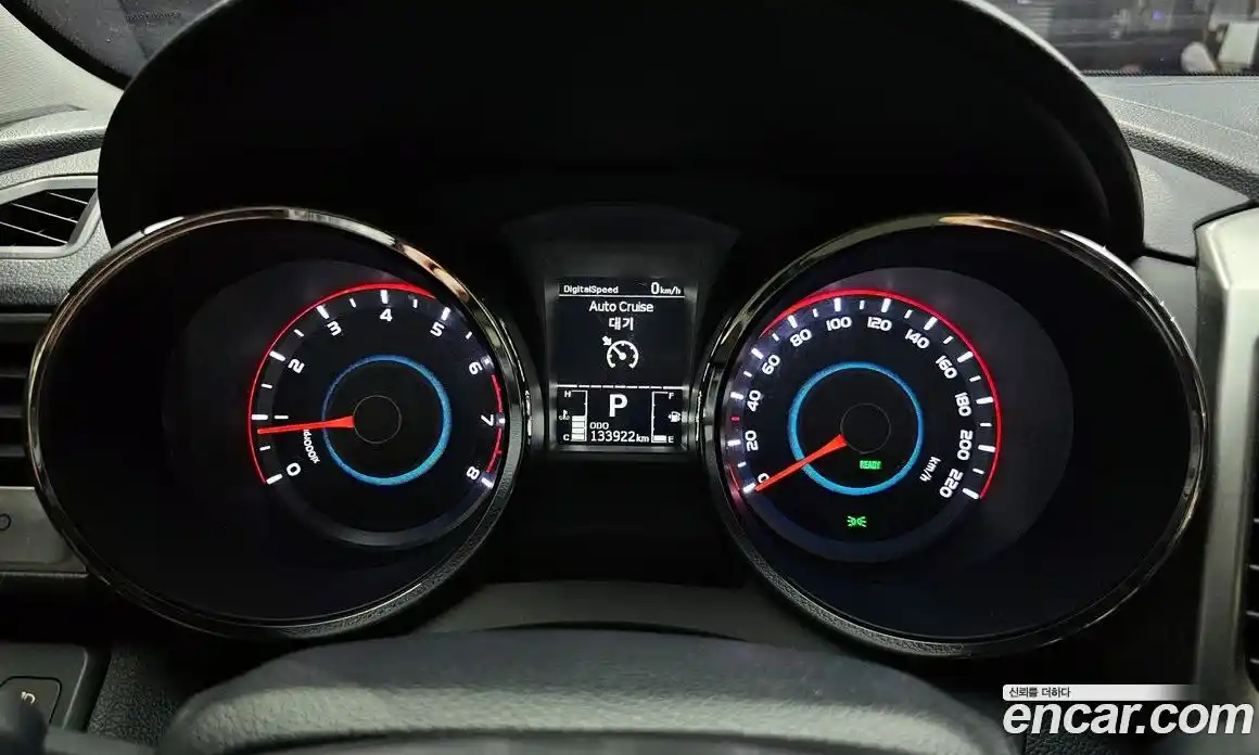 SsangYong TIBOLI 2015 1.6 Автомат в Москве № 32253, фото 1