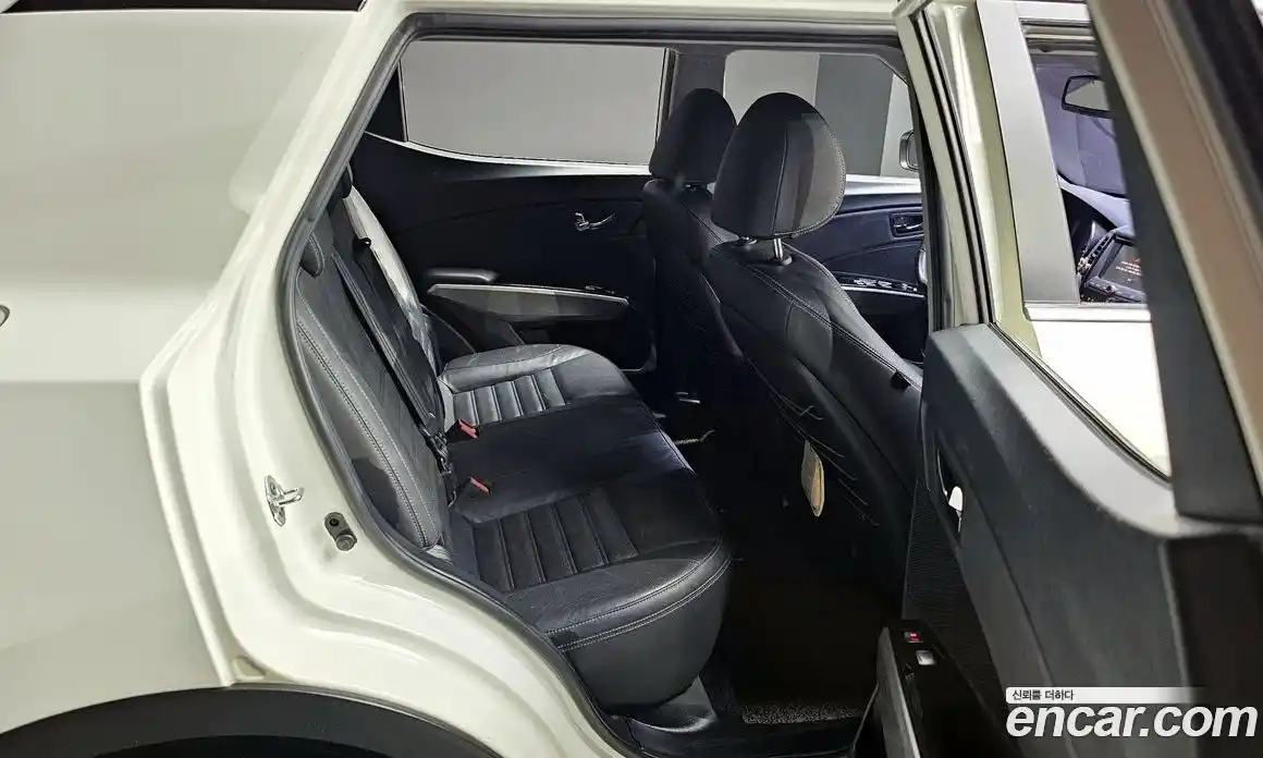 SsangYong TIBOLI 2015 1.6 Автомат в Москве № 32253, фото 15