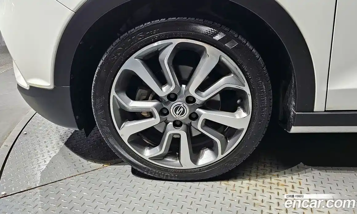 SsangYong TIBOLI 2015 1.6 Автомат в Москве № 32253, фото 20