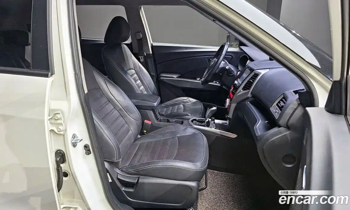 SsangYong TIBOLI 2015 1.6 Автомат в Москве № 32253, фото 8