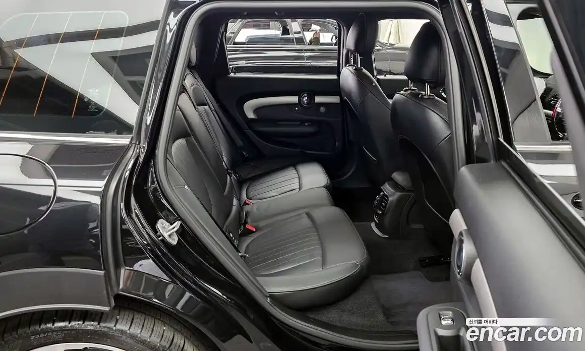 Mini Clubman 2023 2.0 Автомат в Москве № 329006, фото 16